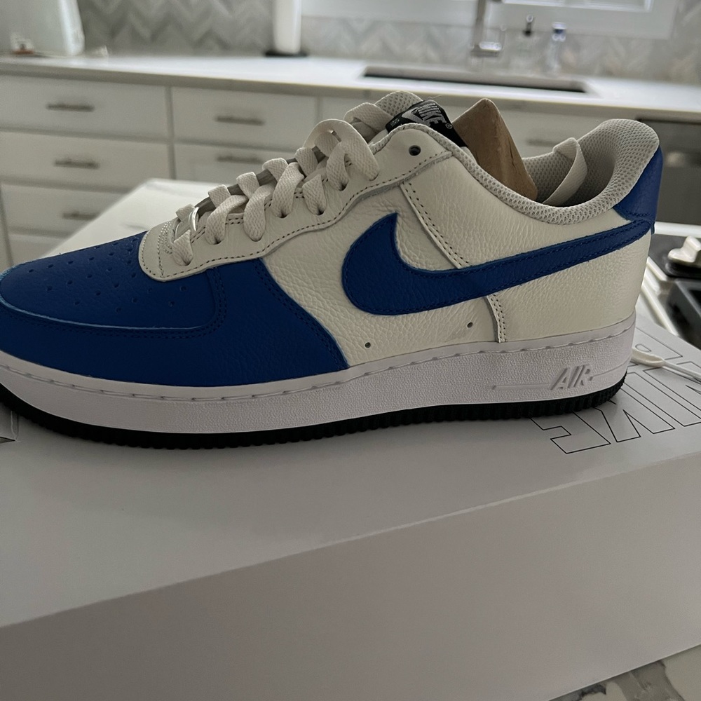 Customer Airfore 1’s, mens size 10.5